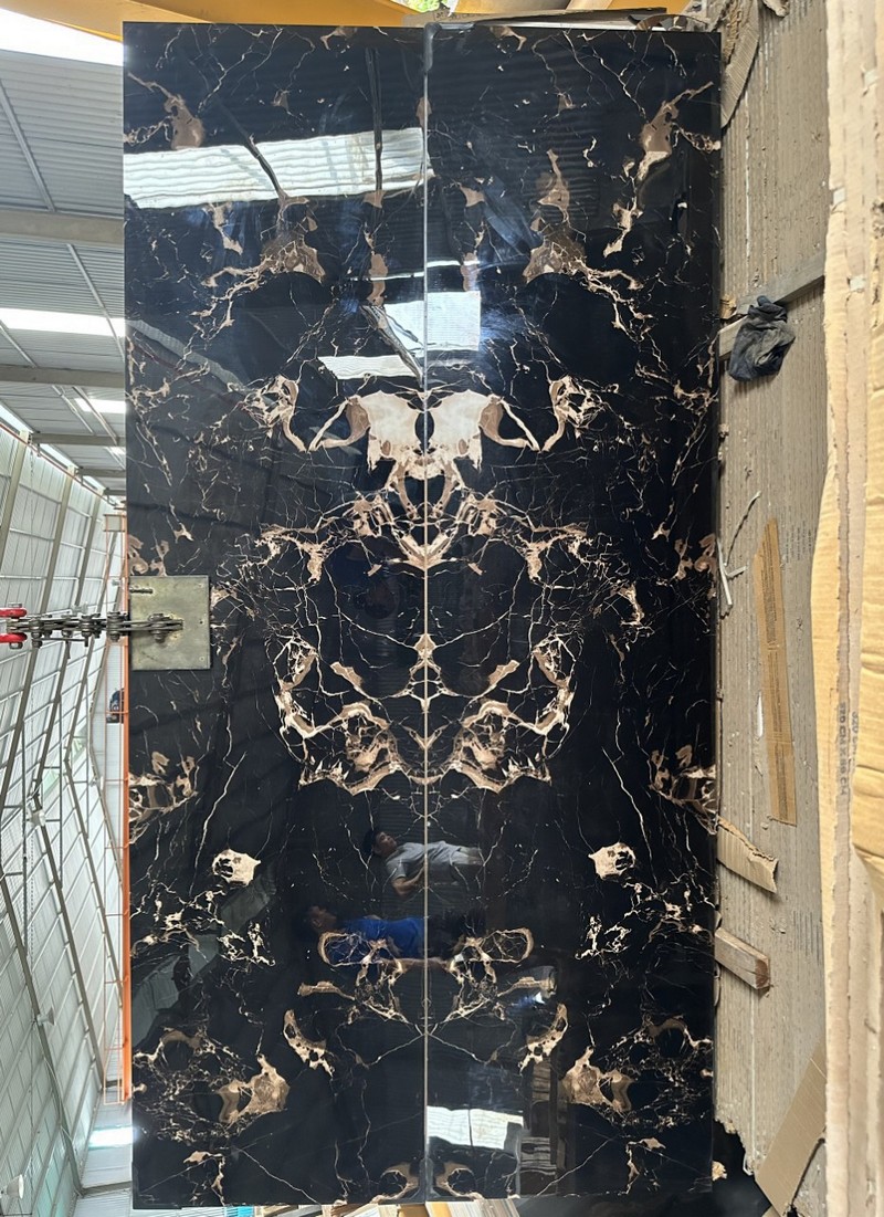 S01.21. Portoro Bronze - 3200x800x15